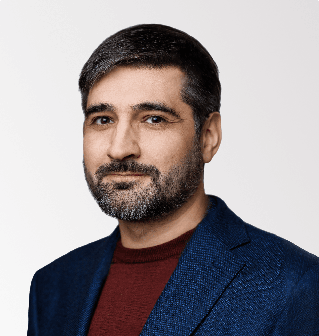 Максим Иванов